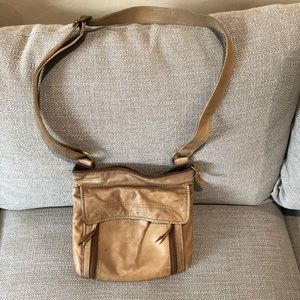 Crossbody fossil purse